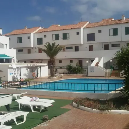 Beach And Pool شقة